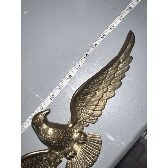 Vintage Large Wall Hanging Solid Brass Flying Eagle Plaque 18” Long Patriotic - Picture 5 of 11